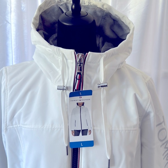 NWT Tommy Hilfiger Heavyweight Softshell Hooded Jacket -White - Picture 2 of 6